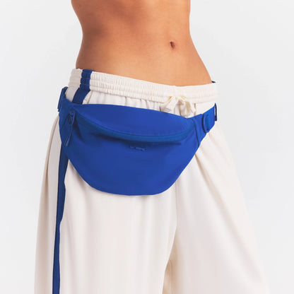 NikeSKIMS ACCESSORIES FANNY PACK | COBALT
